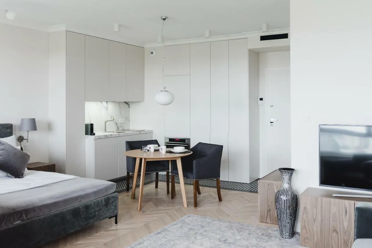 Luxlux Apartments Metro Slodowiec Varsó