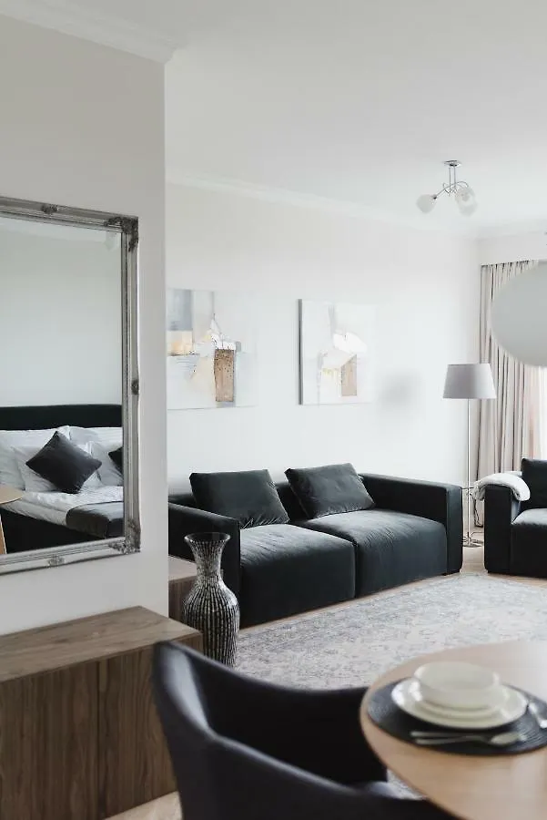 Luxlux Apartments Metro Slodowiec Varsó