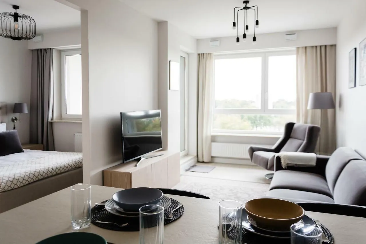 Luxlux Apartments Metro Slodowiec Varsó